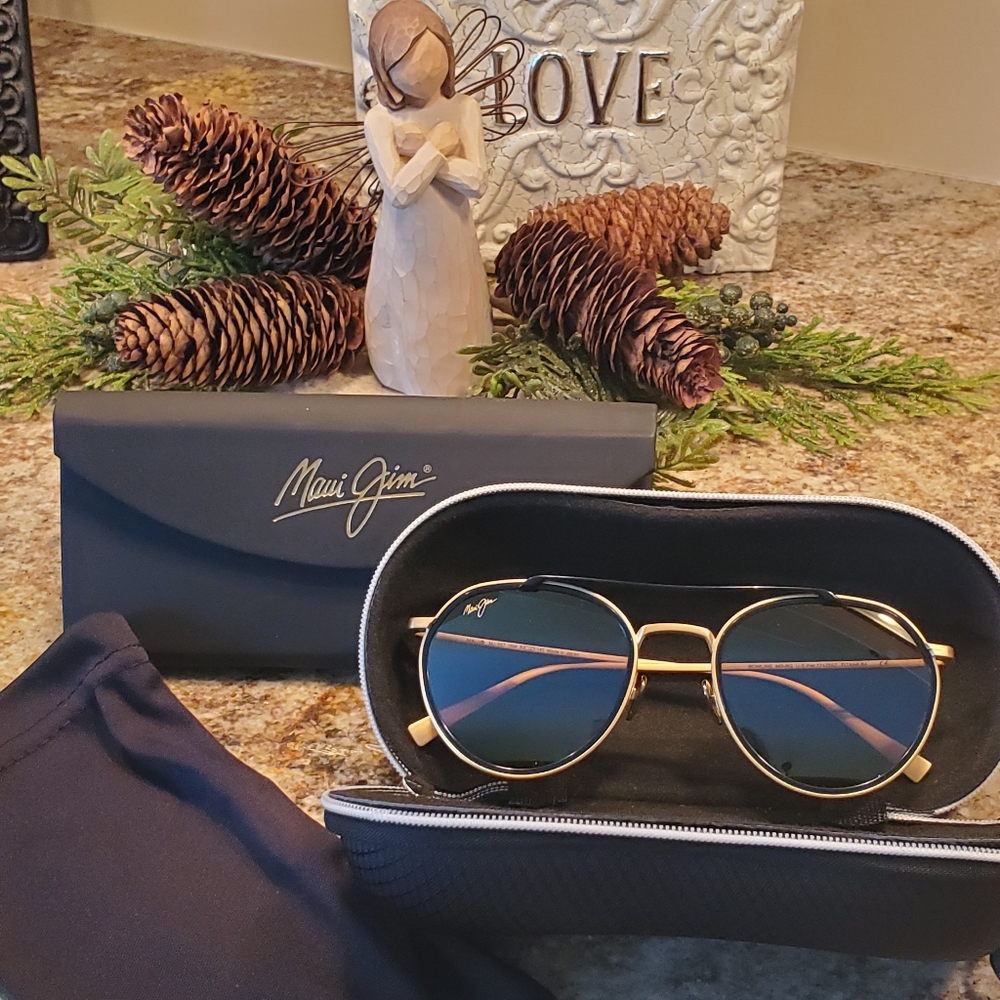 Maui Jim Gold and Black Framed Bowline Sunglasses